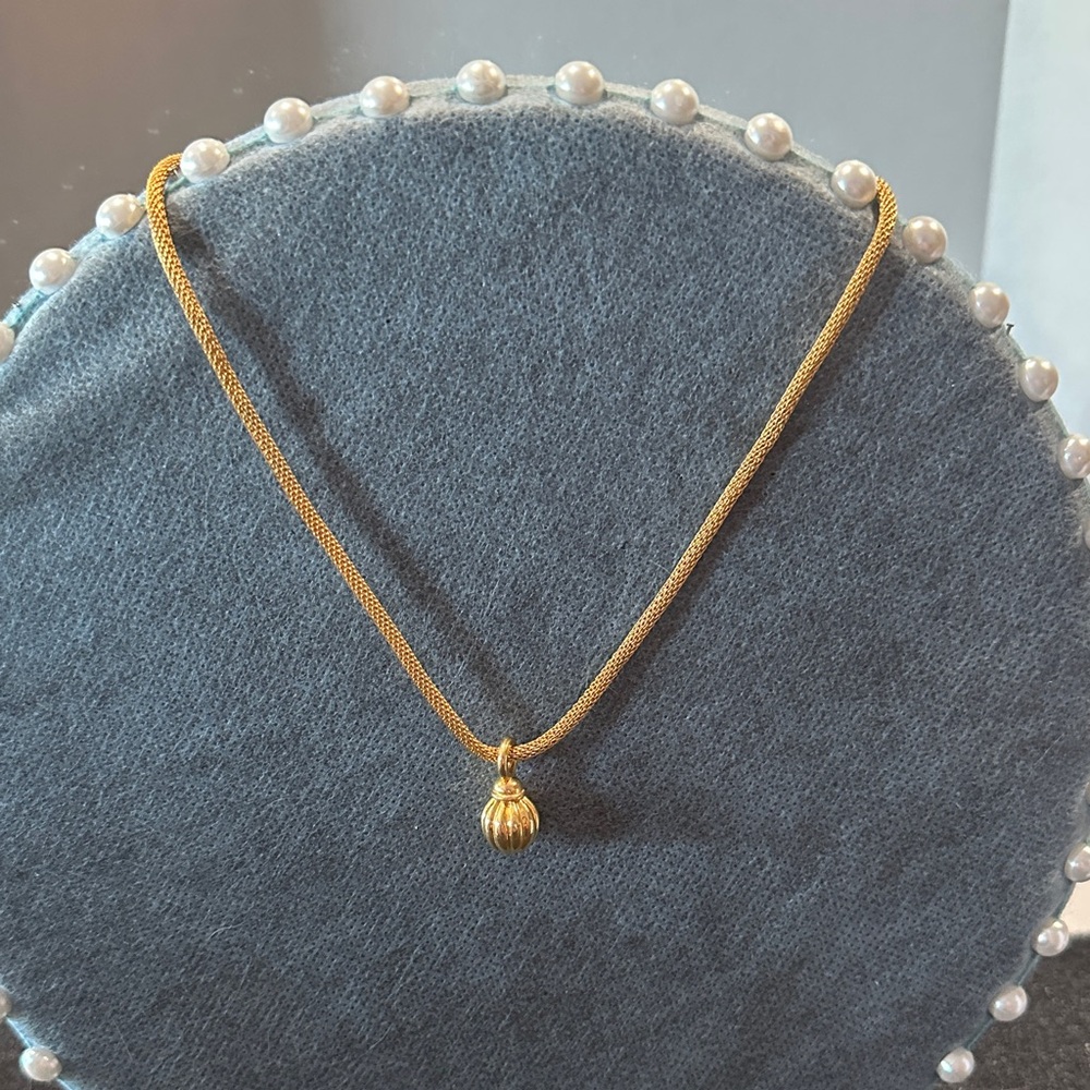 Gold Tone Pendant Necklace for Women - Elegant Shell Charm